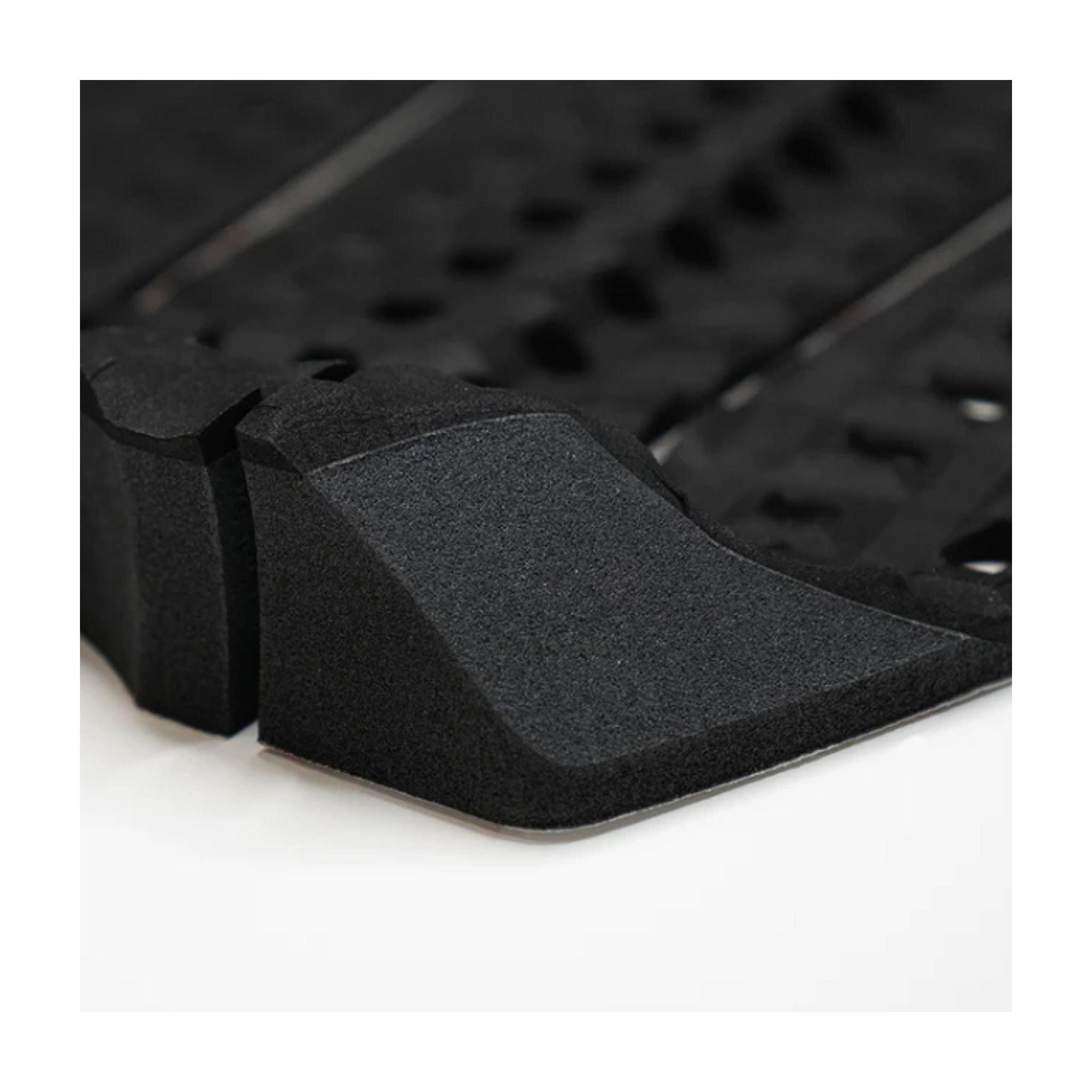 FUTURES Traction Pad Surfboard Brewster Narrow Black