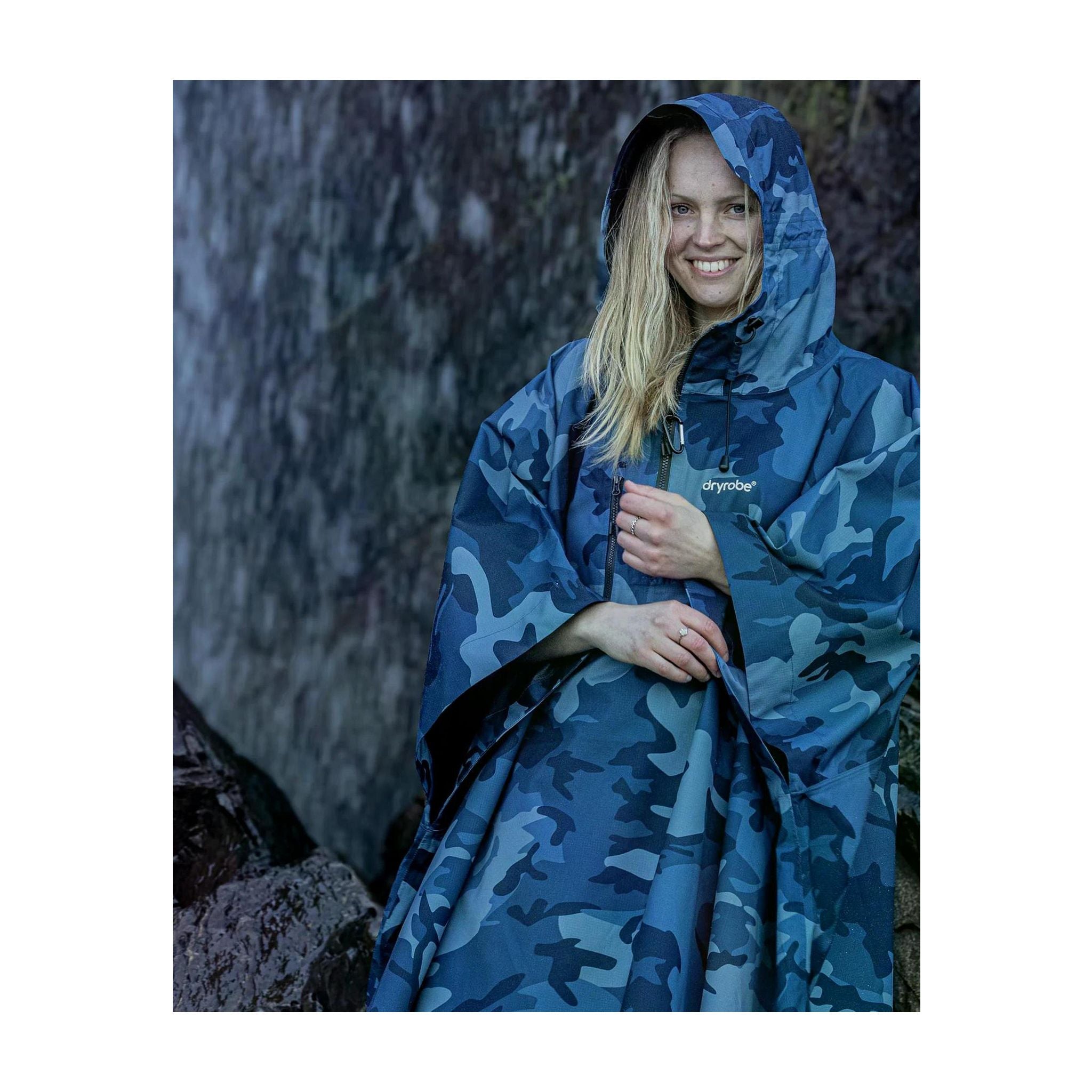 DRYROBE waterproof rain poncho