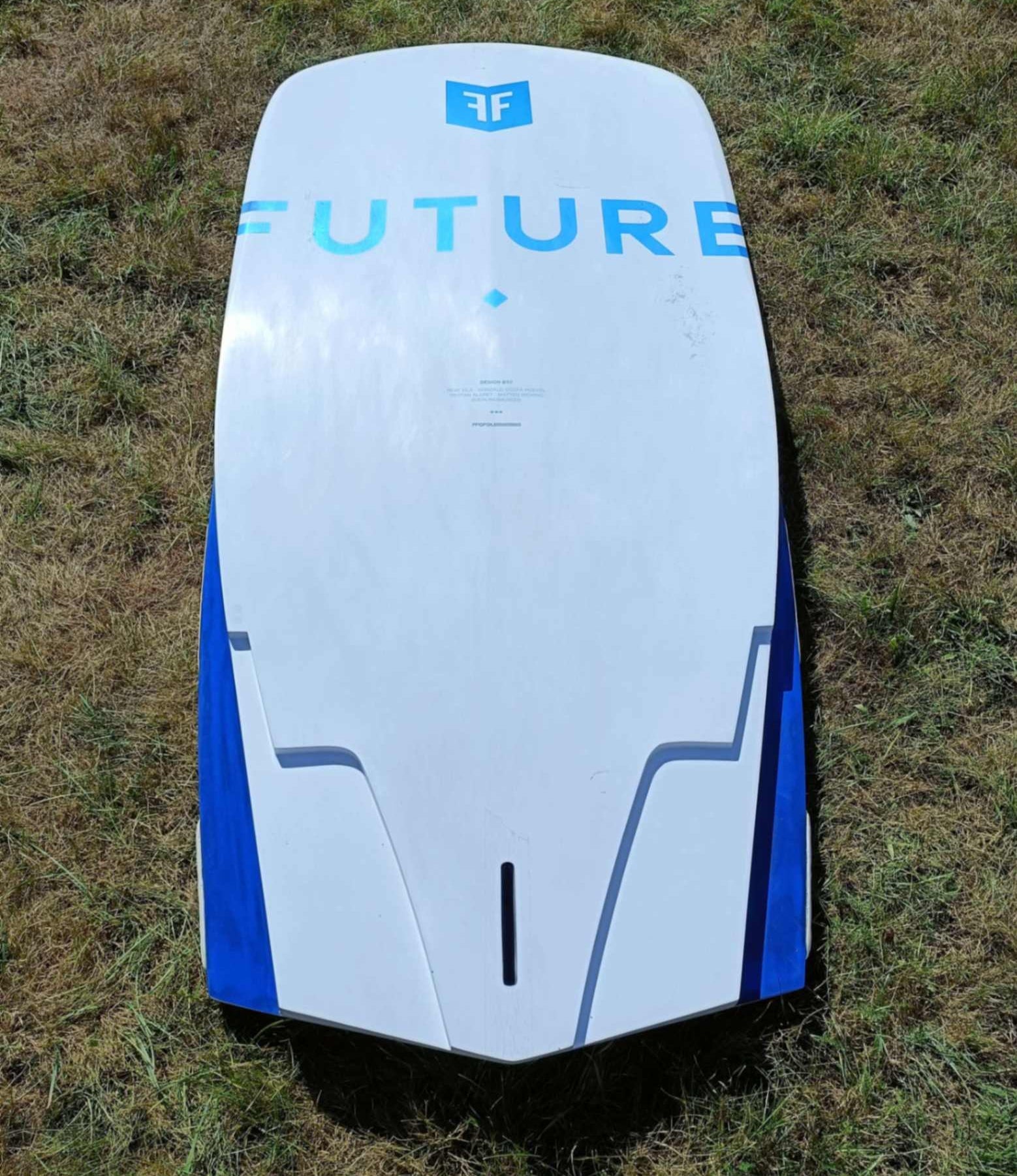 Future Fly IQ Foil Race Board (used) White foot pads