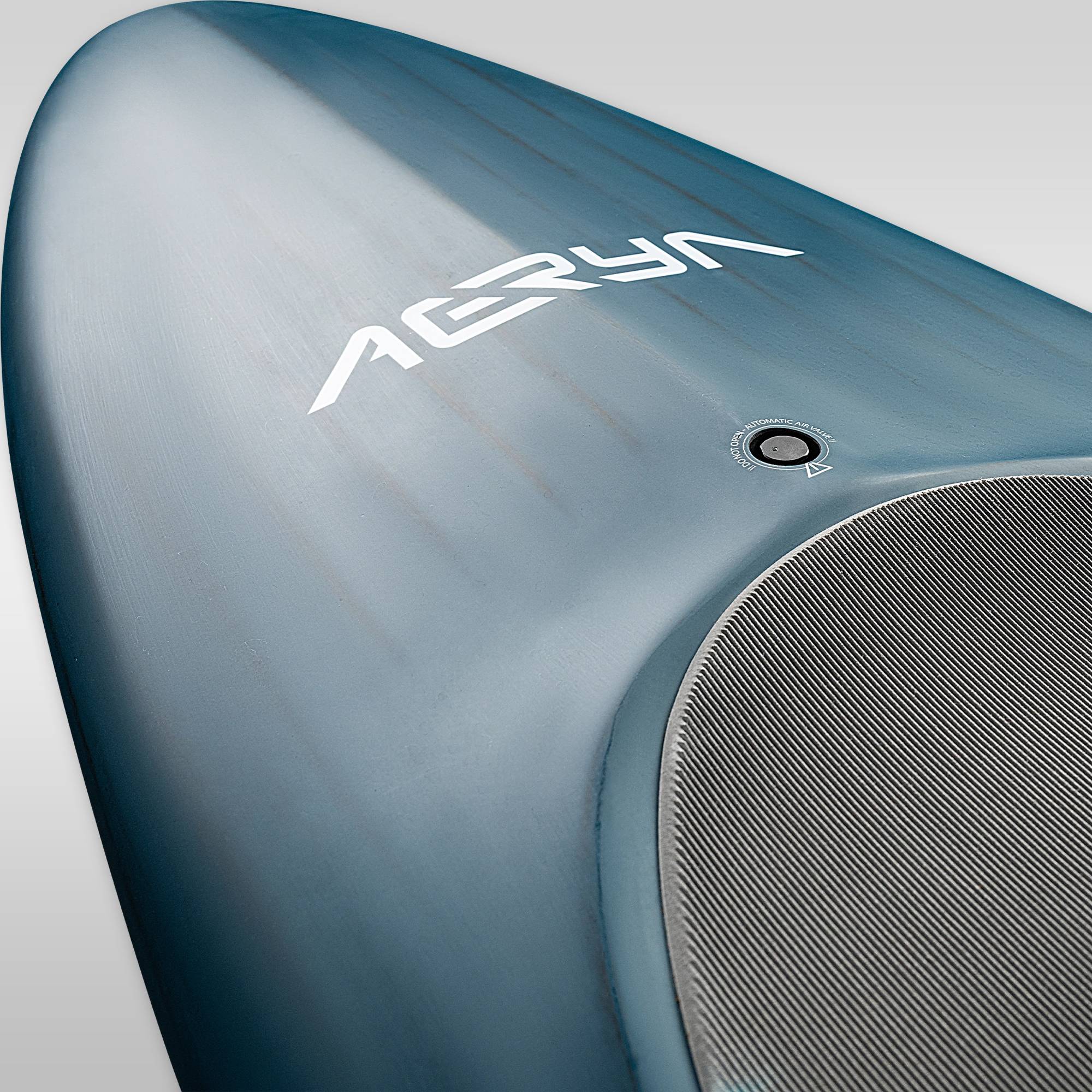 Aeryn Flow Carbon Board downwinder lightwind wngfoil board